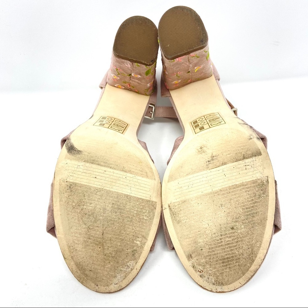Call It Spring Floral Pattern Suede Light Pink 9 - Picture 10 of 10